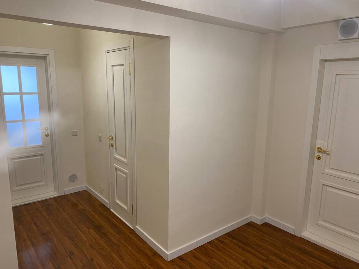 Appartement Avec 2 Chambres En Centre Ville Chisinau Luaran gambar